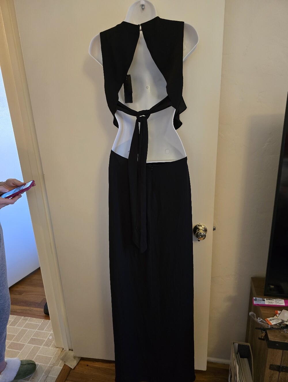 BCBG Max Azria NWT Black Cutout Maxi Dress Size 4 Open Back Formal Evening Gown - Picture 6 of 10